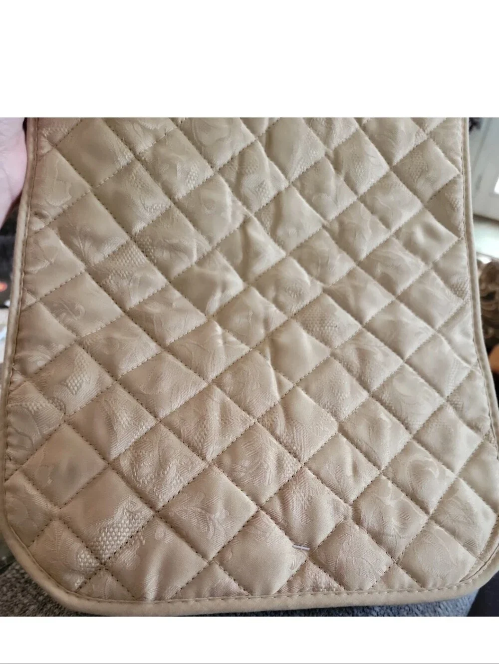4 Better Homes Plastic Corp. Quilted Tan Placemats 12